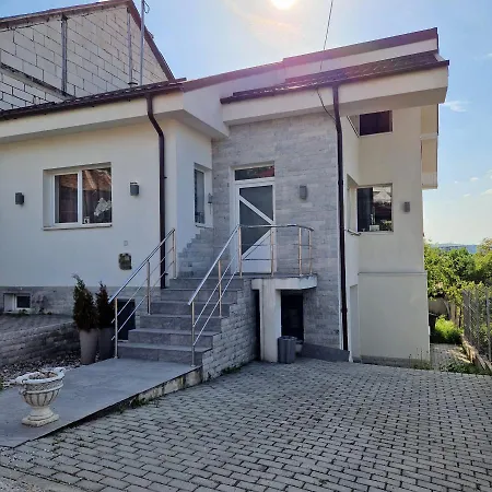 Gruia Villa